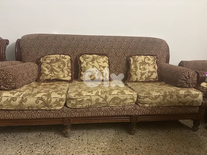 living room 0