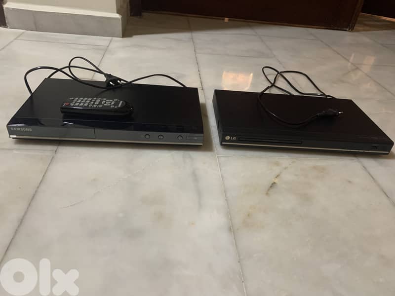 2 dvd player for sale . 0
