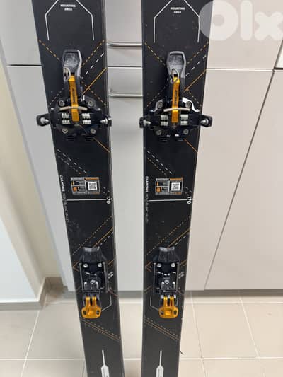 Light High-End Backcountry Skis / Randonnee
