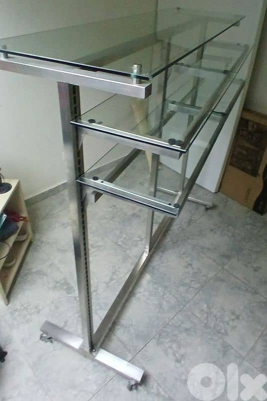 stainless steel stand 1