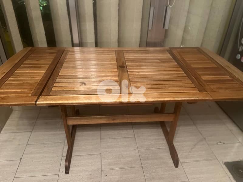 Wooden Collapsable Table 1