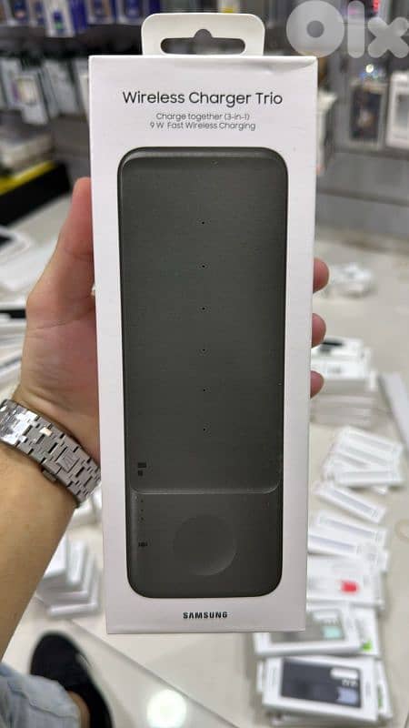 Samsung Wireless Charger Trio 0