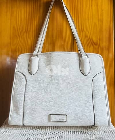 Nine West White Leather Double-Zip Tote Bag with Four Compartments