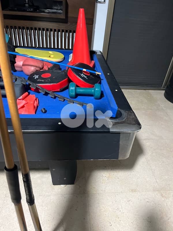 ping pong / babyfoot/ billiard / chair massage 6