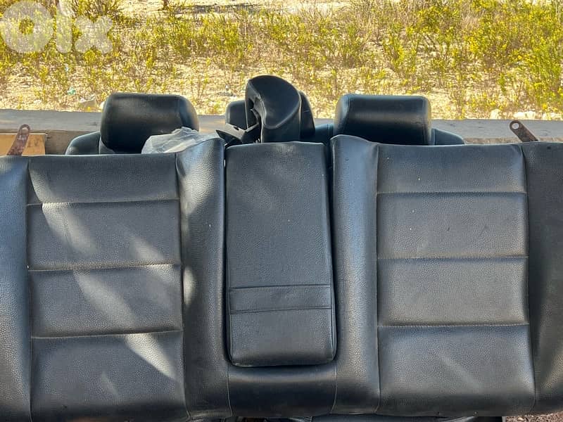 faresh bmw 525 jeled aswad 0