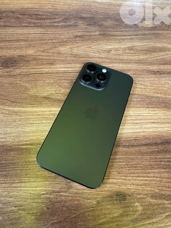 Apple iPhone 15 Pro Max 0