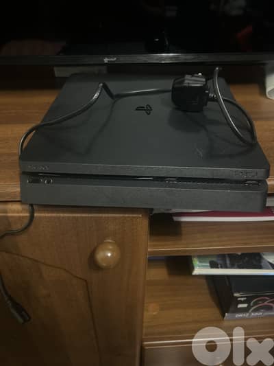 Ps4 slim 1Tb no controller