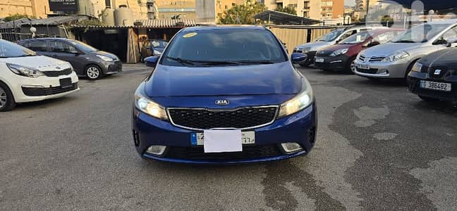 Kia cerato Forte 2017 f. o ABS AIRBAG  touch