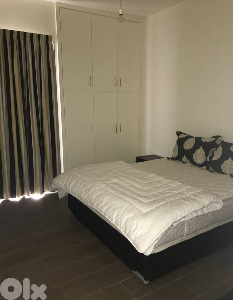 Chalet with sea view 3