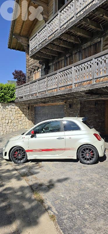 Fiat 500 Abarth 2011 0