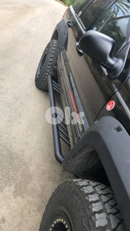 Jeep Cherokee 2004 0