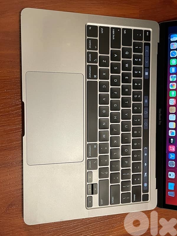 apple macbook pro 13 2020 4