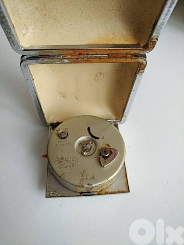 Vintage alarm clock - Not Negotiable 1