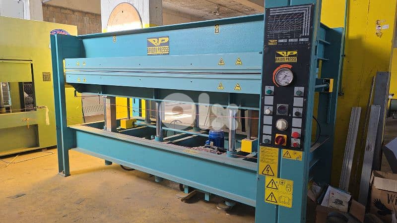 مكبس قشرة شاريو تفصيل لاميكا ايطالي 03667838 0