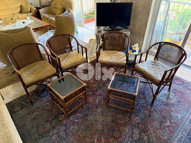 chairs sofas tables 0