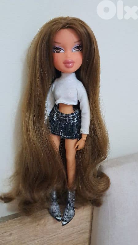 bratz doll articulate  yasmin 1