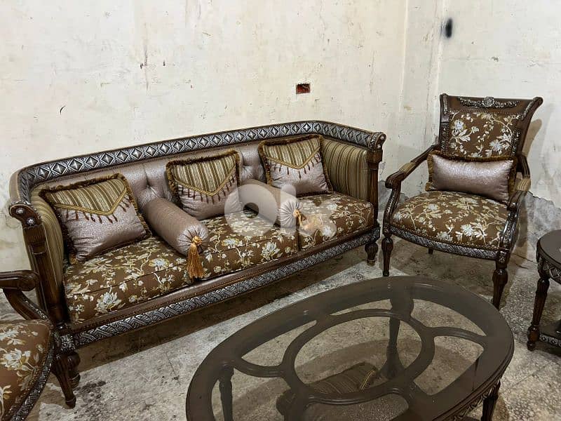 طقم كنبايات حفر خشب زان ست قطع وطقم طاولات 1