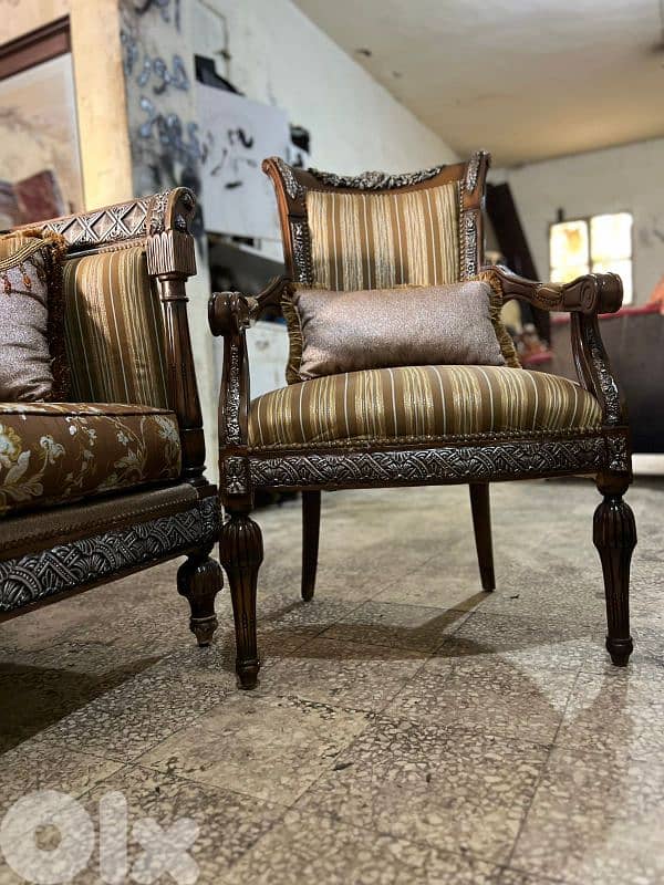 طقم كنبايات حفر خشب زان ست قطع وطقم طاولات 10