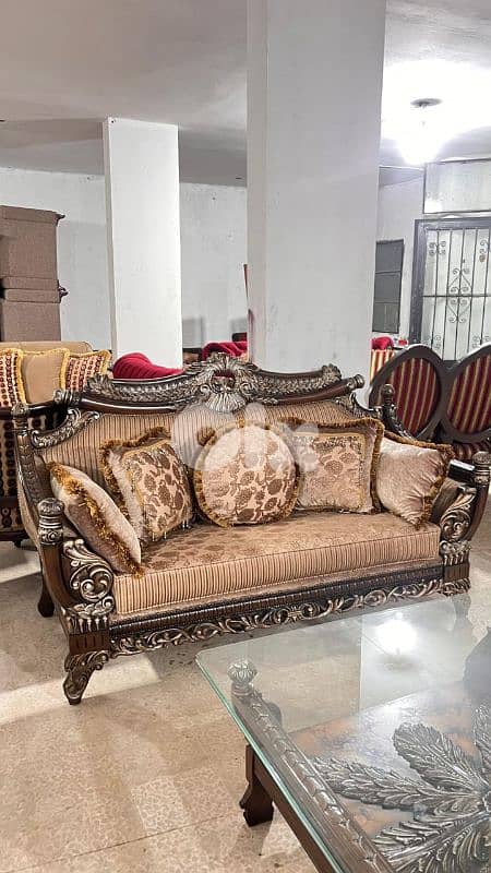 طقم كنبايات حفر خشب زان ملكي ست قطع وطقم طاولات 15