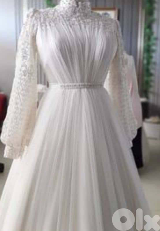 فساتين سهرة للبيع بسعر مغري 0