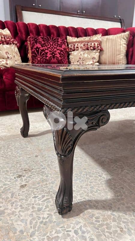 طقم كنبايات خشب زان خمس قطع وطاولة 10