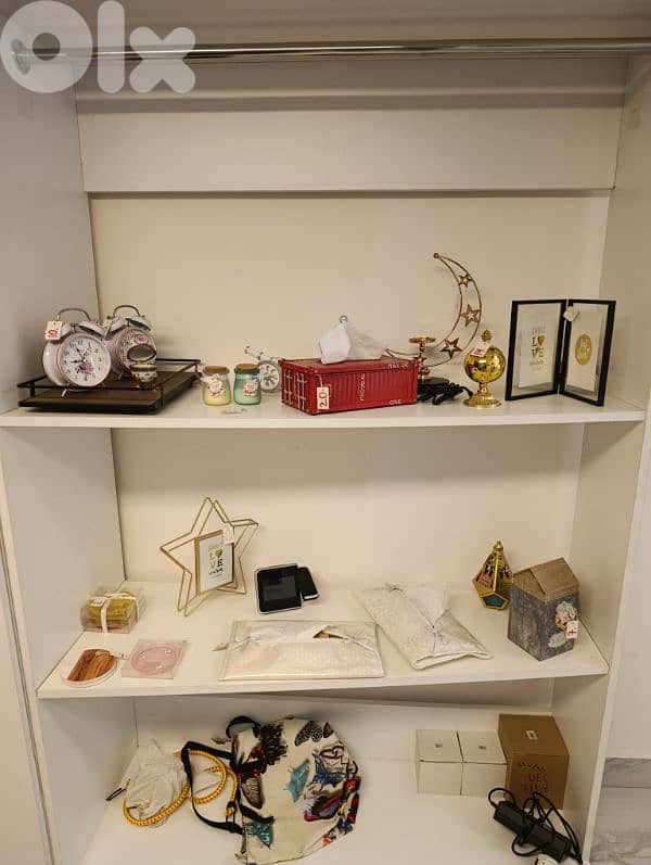 Home decor and office for sale. 4