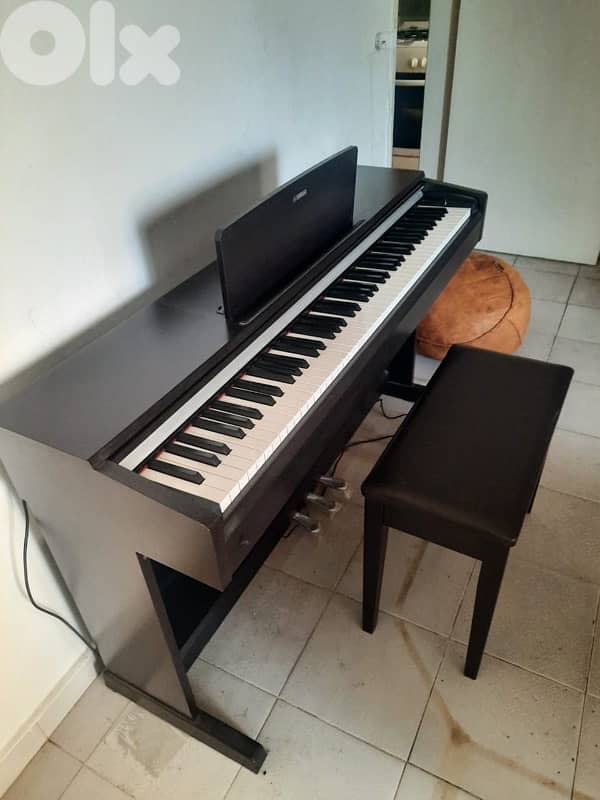 piano yamaha 4