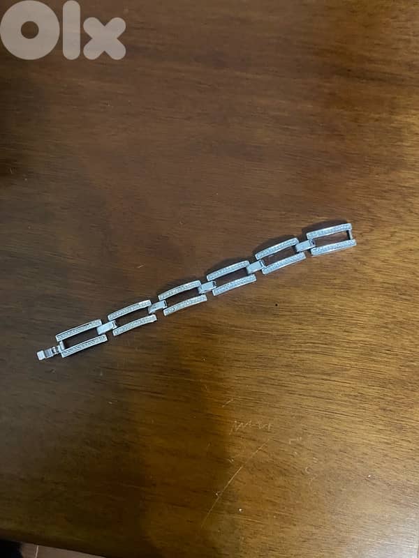 bulk lot of Fashion jewelry Bracelets ans necklaces 11