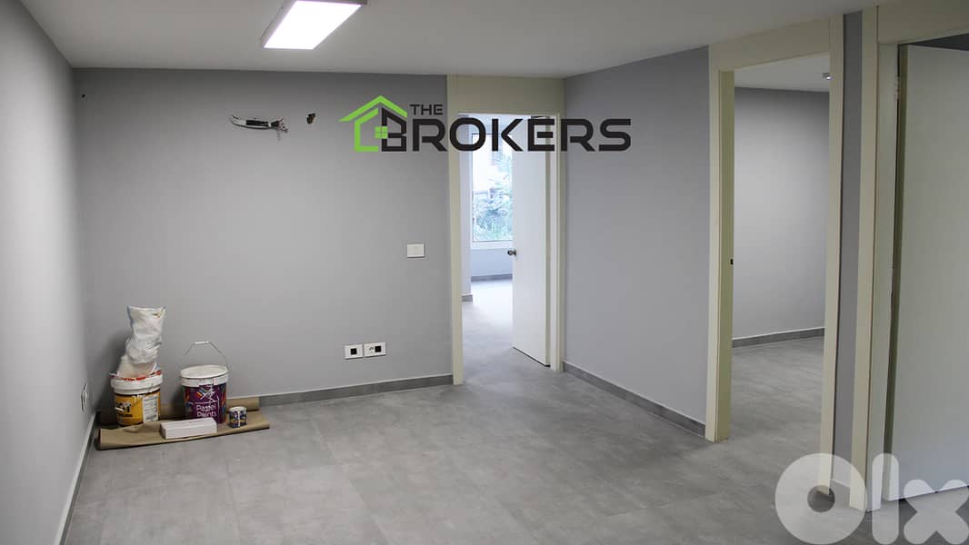 Office for Rent in Badaro مكتب للايجار في بدارو 0