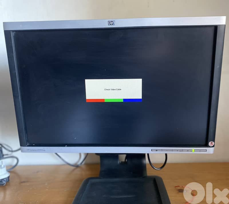 Used HP Compaq Screen with HDMI & Power Cable 0