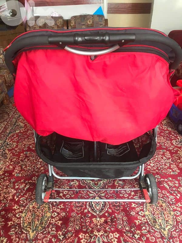 twins stroller 2