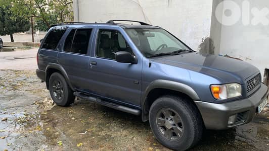 Nissan Pathfinder 2000 SE - بدو شغل بالموتير