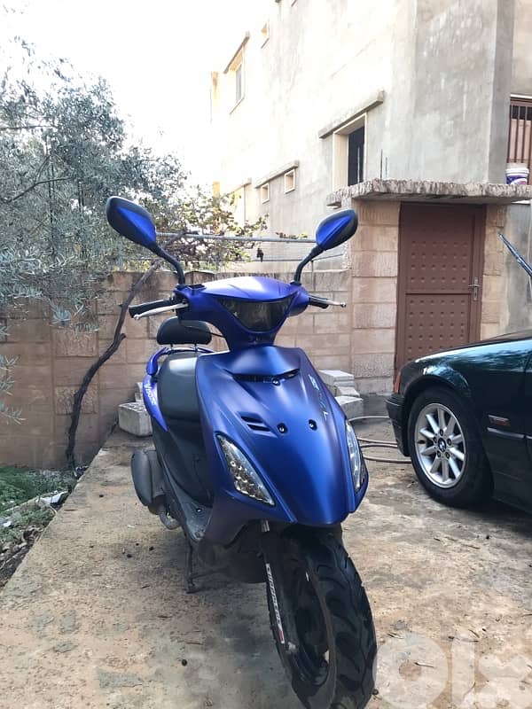 v150 2019 like new 1