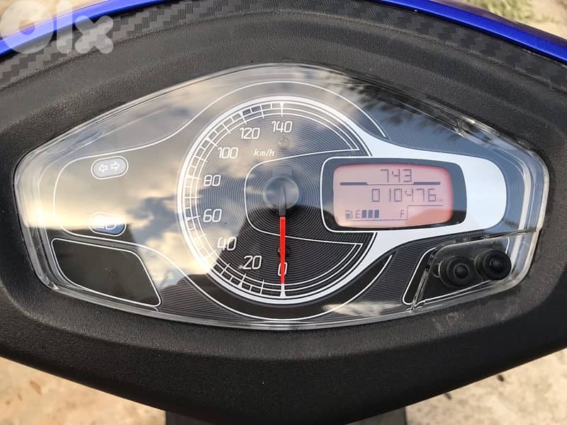 v150 2019 like new 3