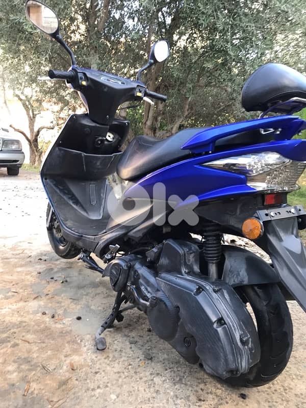 v150 2019 like new 4