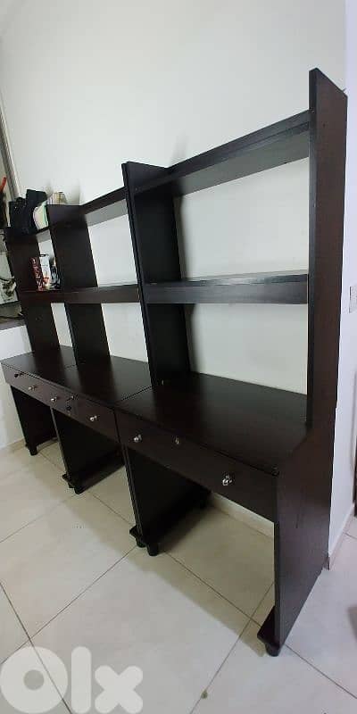 Study desk & closet 2