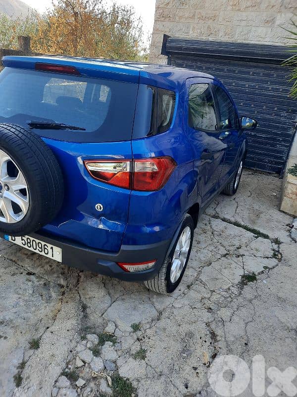 Ford EcoSport 2015 0