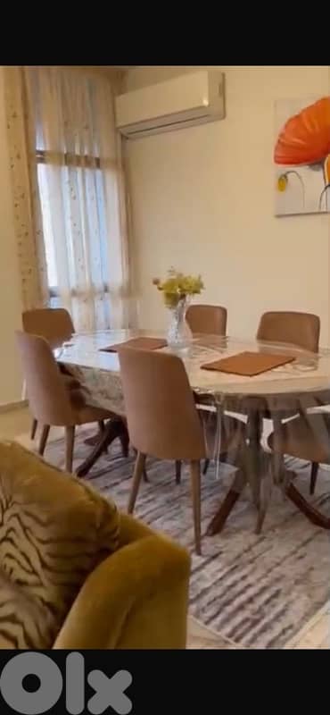 Apartment for sale in Hamra | شقة للبيع في الحمرا 0