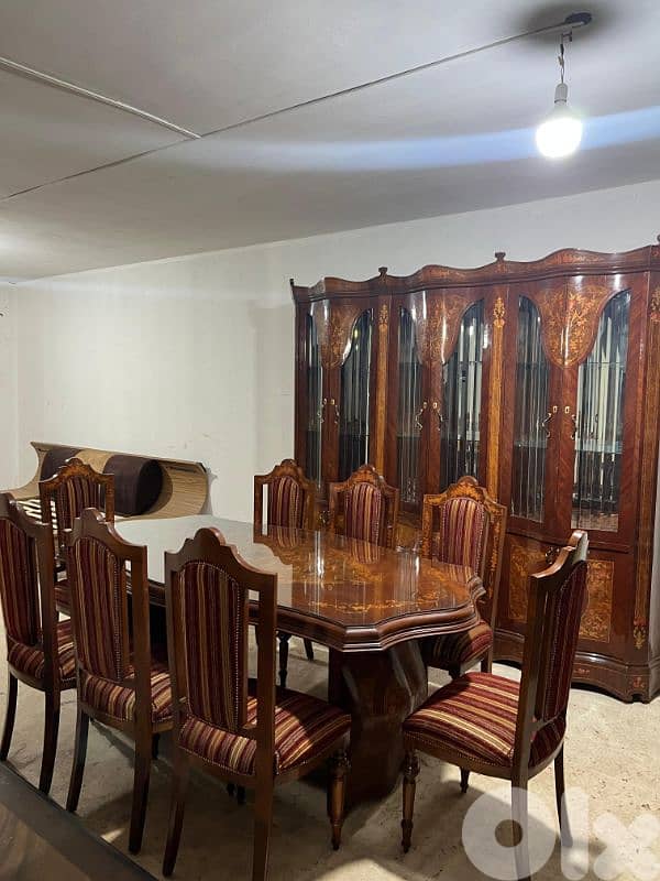 اوضة سفرة ملكية خشب زان ولاتي كلا ملبسة قشر 0