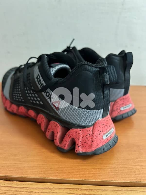 REEBOK never used at 30$ only 1