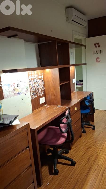 For sale l American Oak Wood Library 2