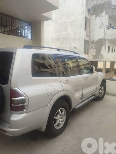 Mitsubishi Montero 2001