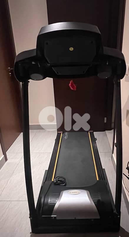 •	OLIMPIQA Treadmill for Sale – Works Perfectly 1