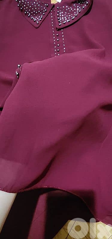 burgendy blouse 1
