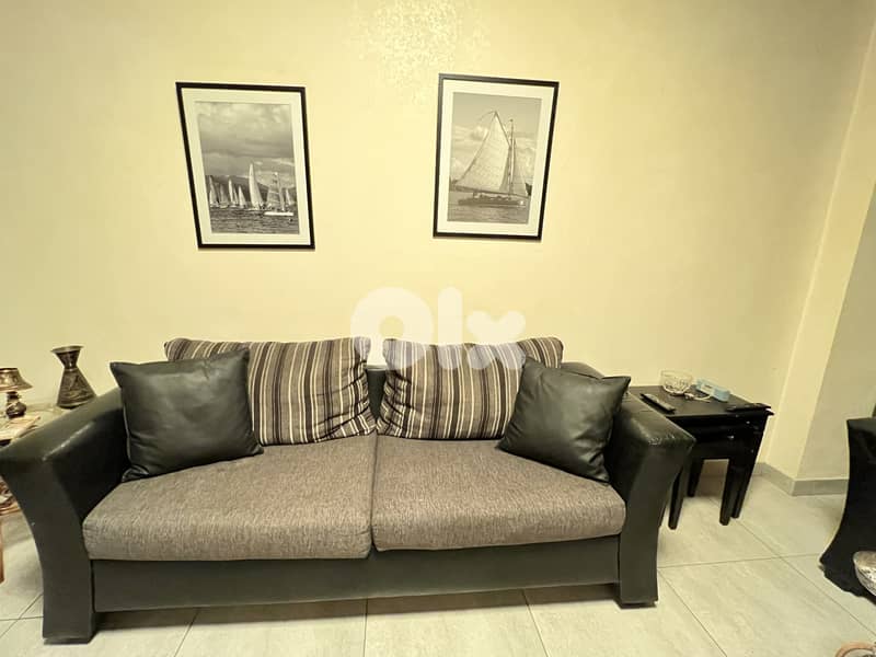 Black leather living room 2