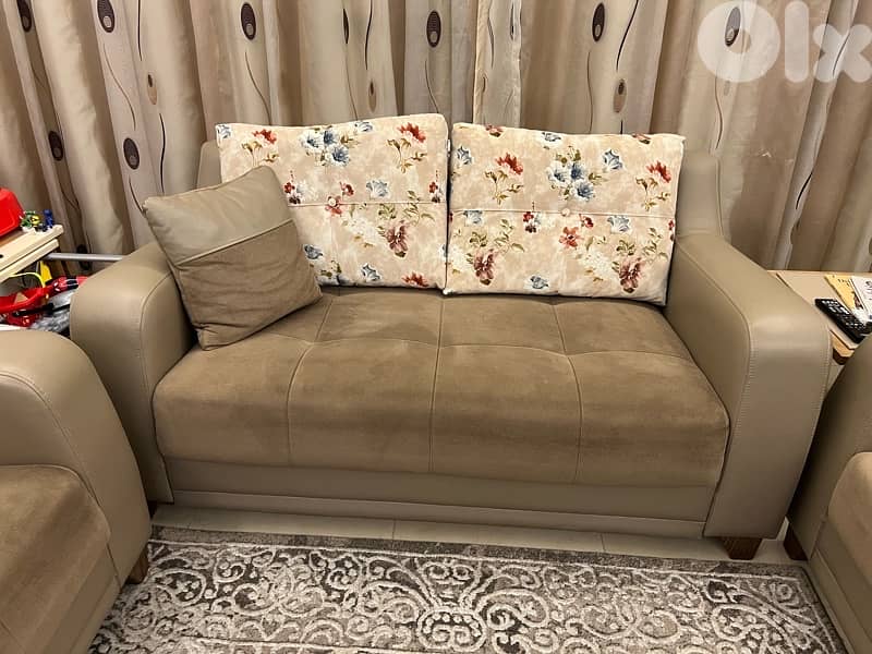 living room 3+2+1+1 0