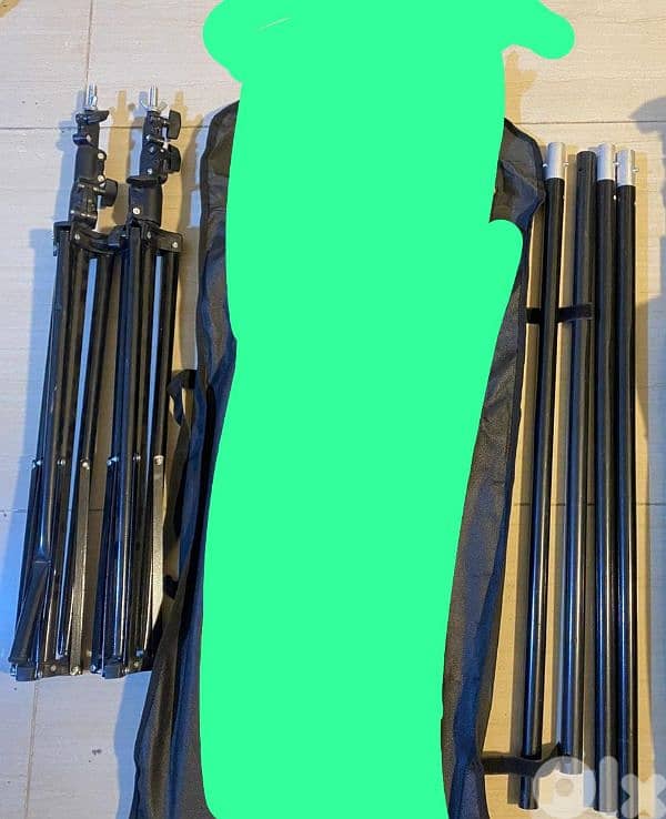 tubelights + projectors + stands for sale 2