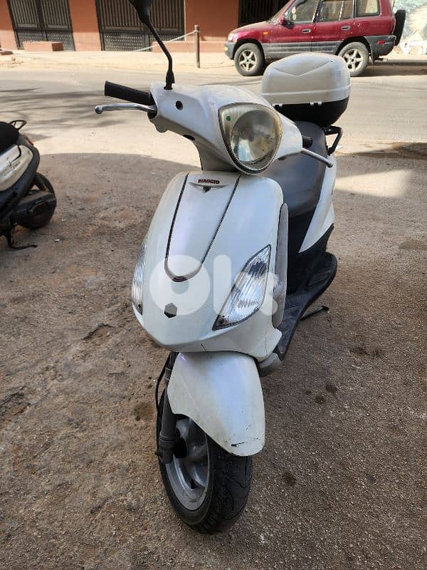 piaggo fly 150cc بياجو ايطالي 0