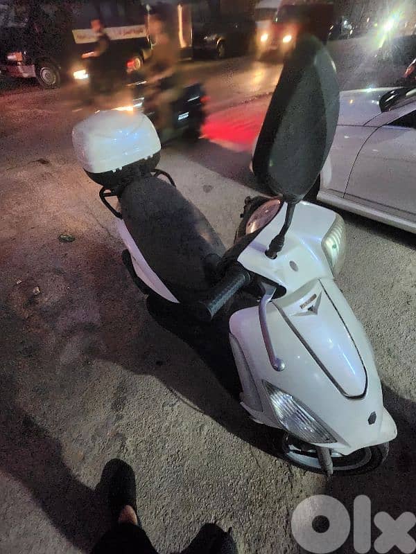 piaggo fly 150cc بياجو ايطالي 5