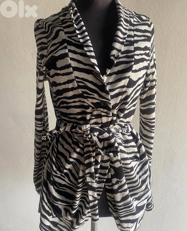 zebra cardigan 0